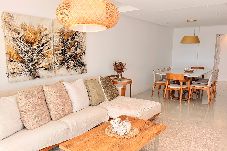 Apartamento en Punta del Este - Miami Boulevard II 18, Lujos con vista al mar 