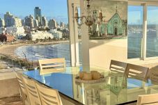 Apartamento en Punta del Este - PHPunta Malecon 12, Amplio y Elegante Playa Mansa