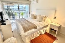 Apartamento en Punta del Este - PHPunta Icon Brava 004 Gran Terraza a 50m de Playa