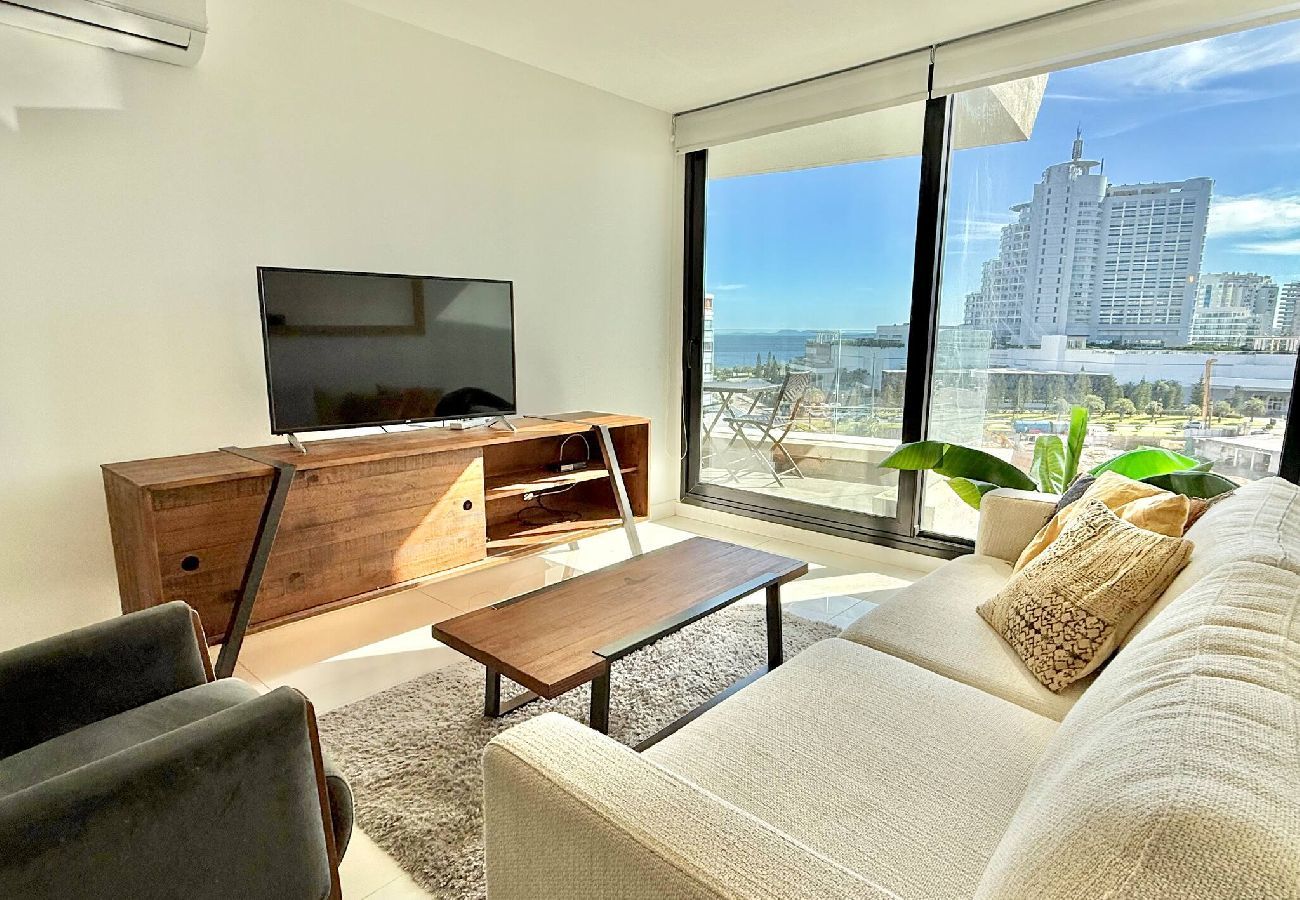 Apartamento en Punta del Este - PHPunta Artower, vista al mar, piscina y jacuzzi