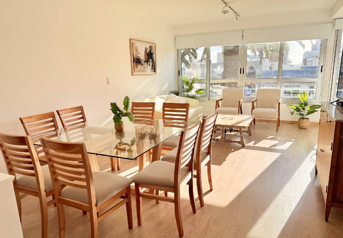 Apartamento en Punta del Este - PHPunta IlCampidoglio, a 3 cuadras de Gorlero