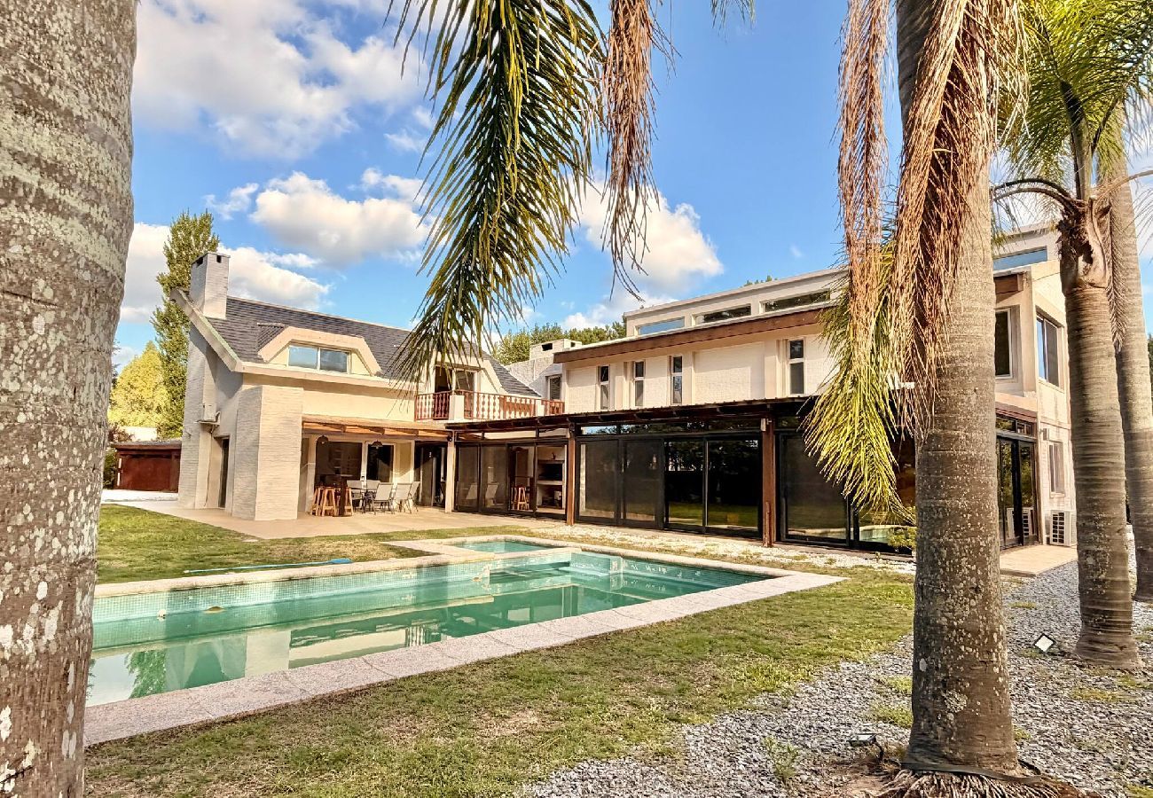 Casa en Punta del Este - PHPunta, Redemption casona en barrio privado 