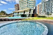 Apartamento em Punta del Este - PHPunta Artower, vista pro mar, piscina e jacuzzi