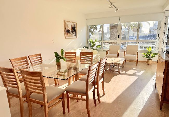 Apartamento em Punta del Este - PHPunta IlCampidoglio, a 3 quadras da Gorlero