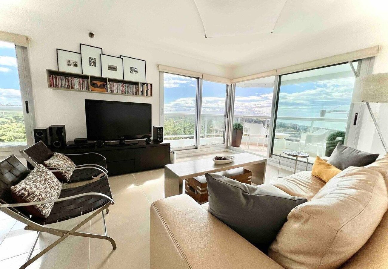Apartamento em Punta del Este - PHPunta Quartier, Vista para o Mar, Comodidades de Hotel
