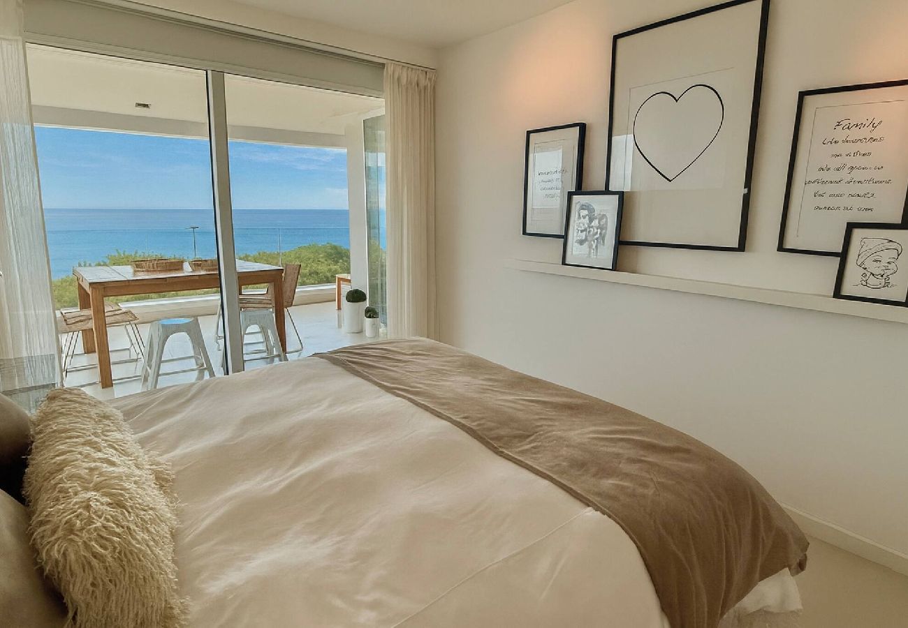 Apartment in Maldonado - PHPunta Hzonte 4, 3 Suites, Oceanfront